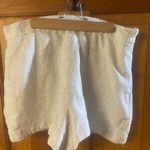 LINEN SHORTS - OFF WHITE - ABERCROMBIE - CASUAL/DRESSY